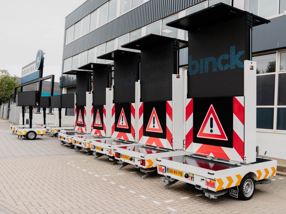 tekstwagens met binck logo