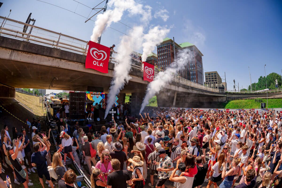 134219_kriskrossamsterdamopdering_mno-photo-1200×800